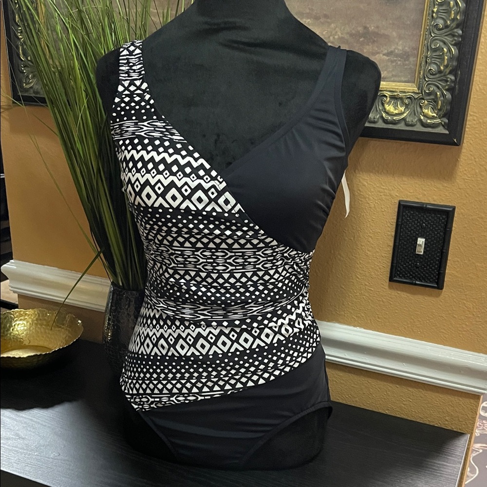 NWT Maxine Black and White Patterned One-Piece Swimsuit